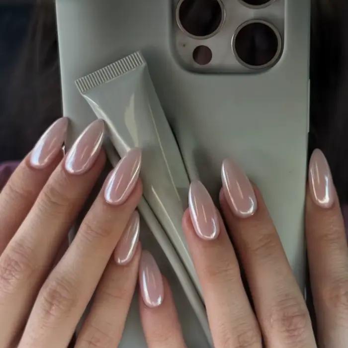 24 pièces tête ovale courte Blush rose presse sur les ongles avec des designs simples ongles en aman