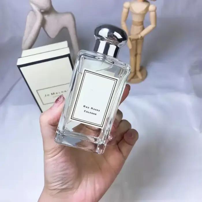 Spray naturel de créateur pour femmes