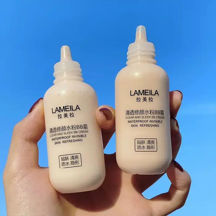 Fond de teint liquide pour le visage