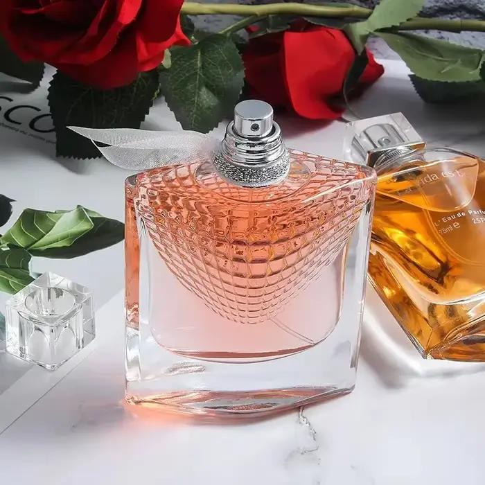 Parfum pour femme, senteur florale