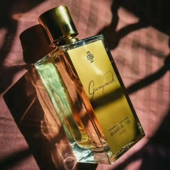 Parfum woody épicé unisexe