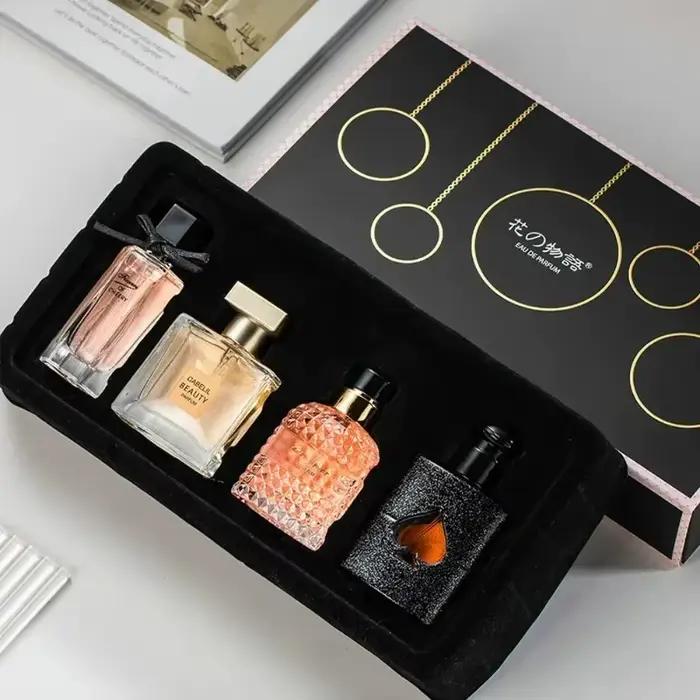 Coffret cadeau de parfum pour femme de 4 parfums floraux Woody longue durée 105 ml Collection de par