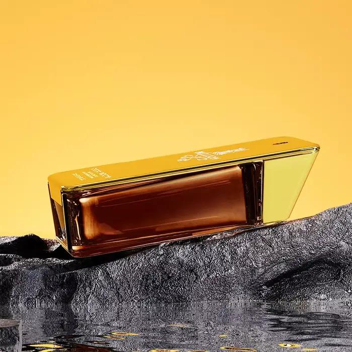 Parfum pour homme Woody avec pamplemousse et menthe