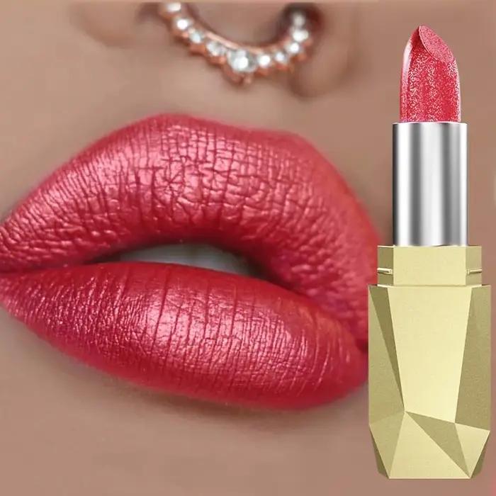Rouge à lèvres métallique rouge longue tenue