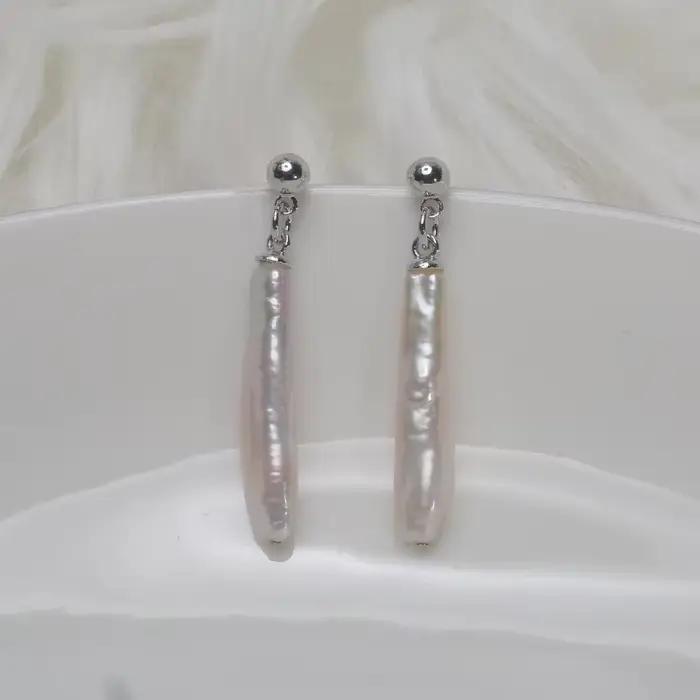 Boucles d'oreilles en perles d'eau douce naturelles Mareora, perles baroques fines en forme de cure-