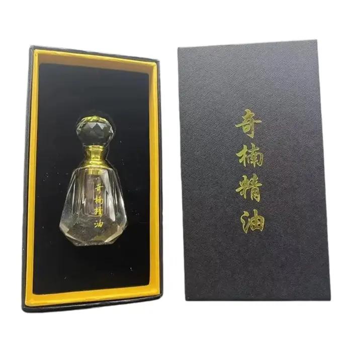Huile parfumée riche en Oud et en bois d'agar