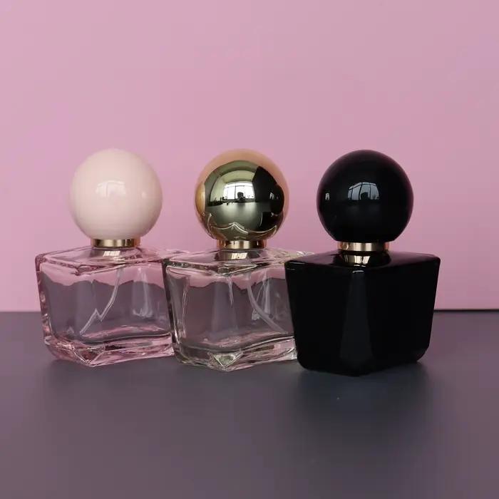 Bouteille de pulvérisation cosmétique exquise, bouteille de couleur en verre, corps, bouteilles de parfum portables pour la Collection de parfums en voyage