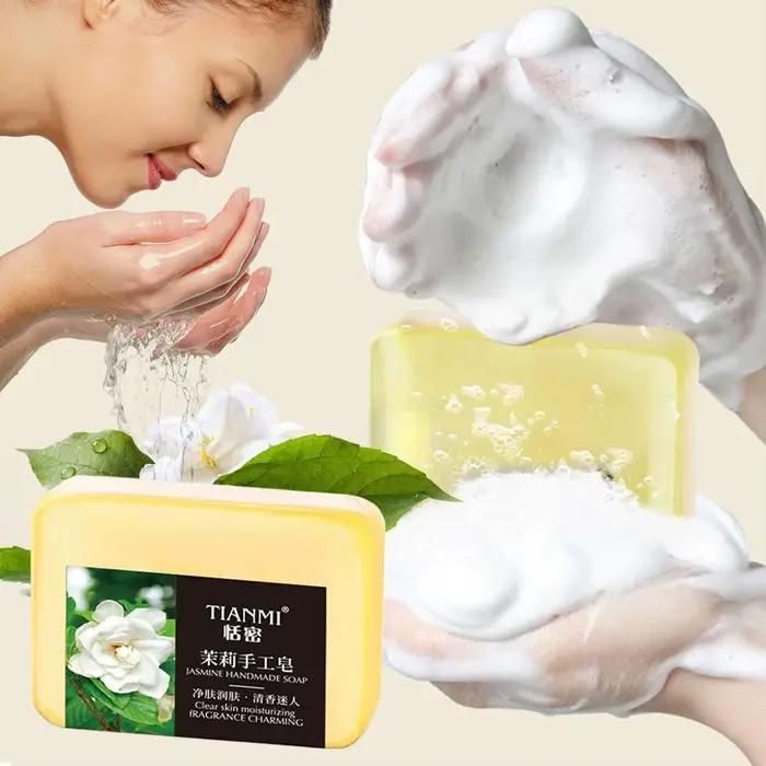 Savon artisanal au jasmin, riche en extrait de jasmin, adoucit les peaux rugueuses, reconstitue l'hydratation et nettoie