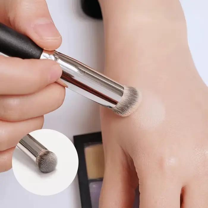 270 Pinceau anti-cernes, pinceau de maquillage pour le visage intense pour les yeux, fond de teint i