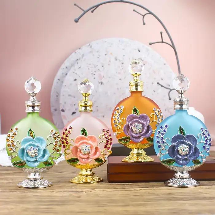 Bouteille de parfum et d'huile essentielle vide vintage de 30 ml de style Moyen-Orient avec cristal incrusté pour femmes, cadeau d'anniversaire et de mariage