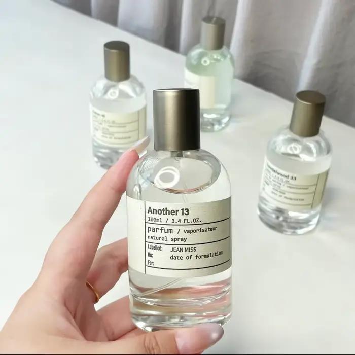 Eau de toilette au parfum frais de bois de santal