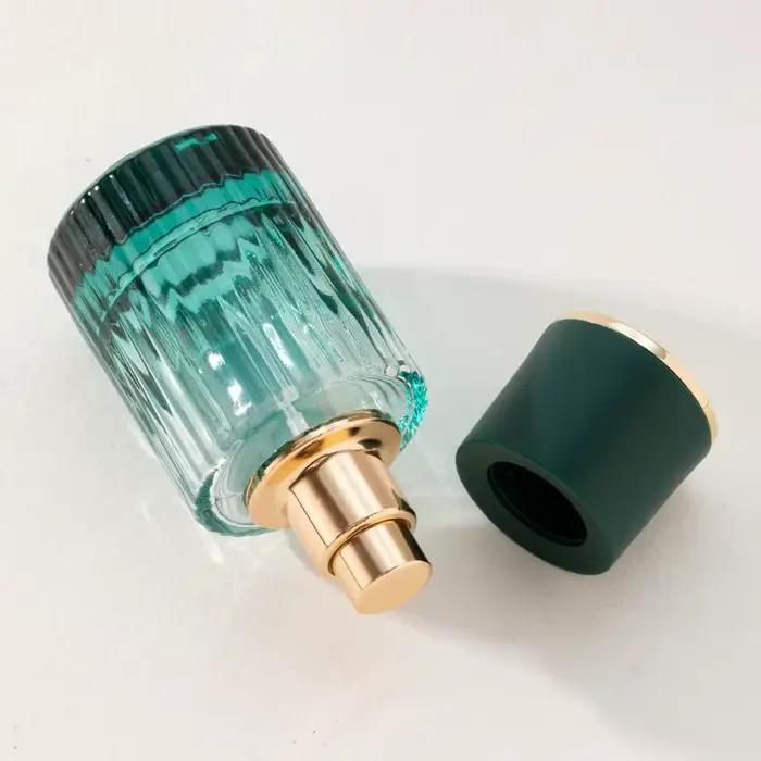 Flcopropriété de parfum en verre vert