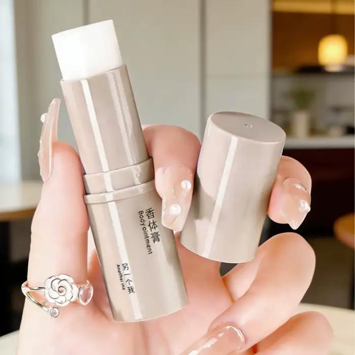 Baume parfumé pour le corps