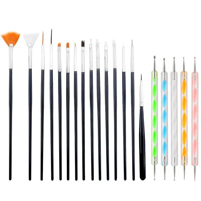 Ensemble de pinceaux à ongles professionnels