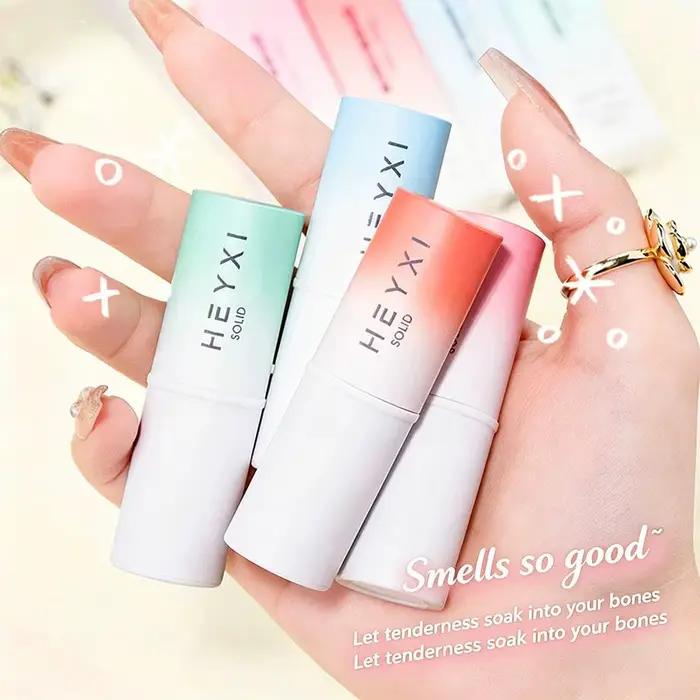 Baume de parfum solide portable aux senteurs fraîches naturelles