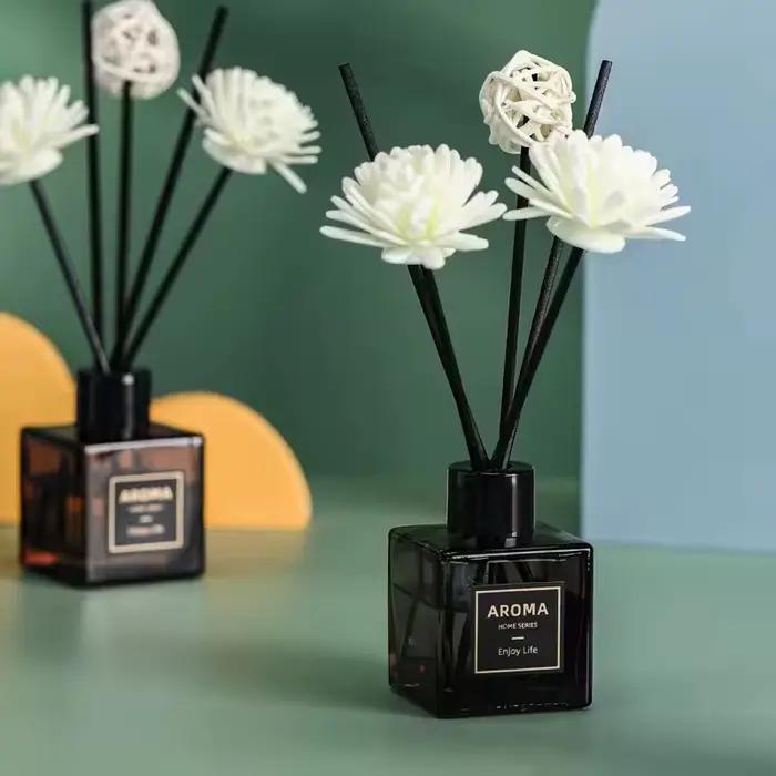 Diffuseur d'aromathérapie sans flamme 50 ml, parfum d'ambiance pour la maison, liquide désodorisant, cadeau d'anniversaire, ornement décoratif