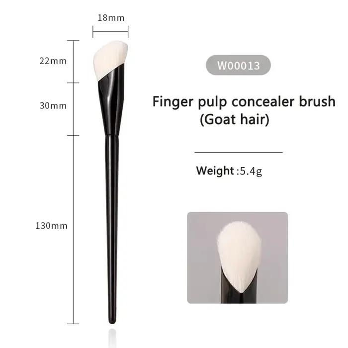 Brosse anti-cernes en pâte de doigt
