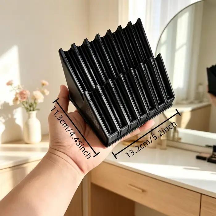 1 pièce – Organisateur d’échantillons de parfum : un présentoir de bureau à compartiments, conçu pour ranger et exposer différents types d’échantillons de parfum.