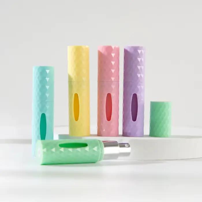 Bouteille de parfum rechargeable portable 5/10ml avec vaporisateur mini atomiseur en aluminium pour voyage et occasions spéciales femme
