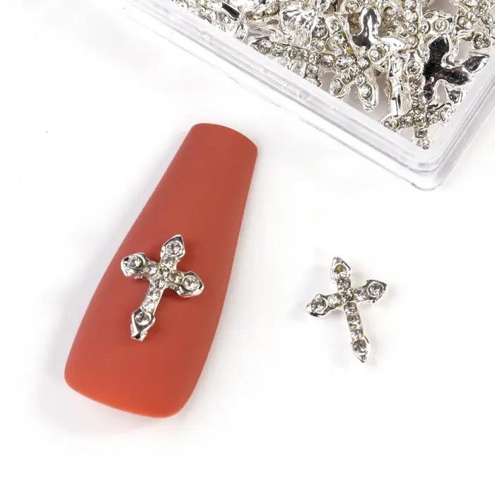 Breloque en métal pour Nail Art