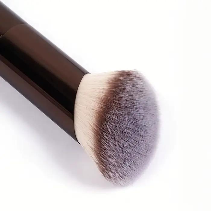 1 pinceau de maquillage professionnel en poils synthétiques doux de haute qualité