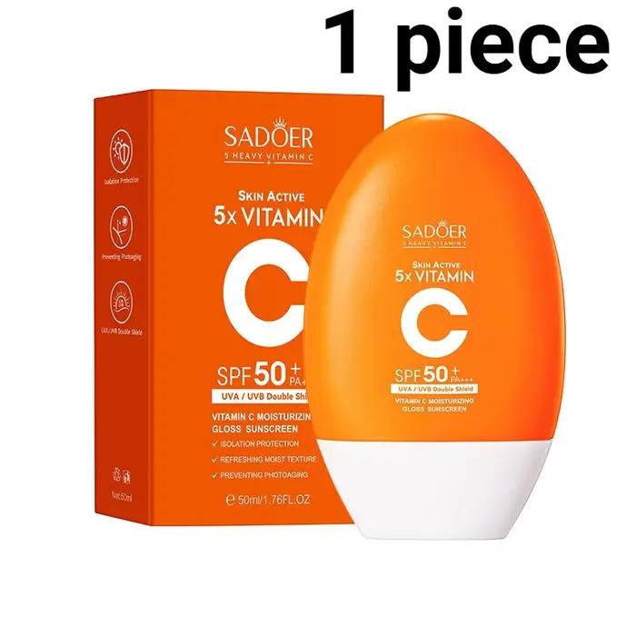 Crème solaire hydratante à la vitamine C SPF50+ PA+++ pour protection UVA UVB large spectre anti photovieillissement peau lumineuse revitalisée jeunesse douce confortable