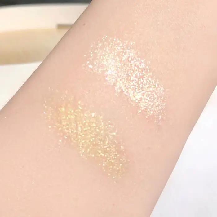 Crayon de fard à paupières à paillettes