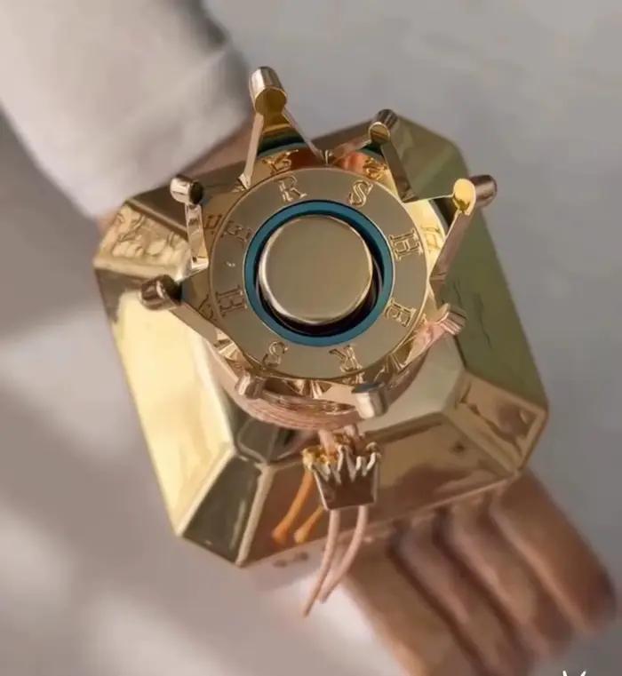 Parfum de luxe inspiré de la couronne Hersh Lahab