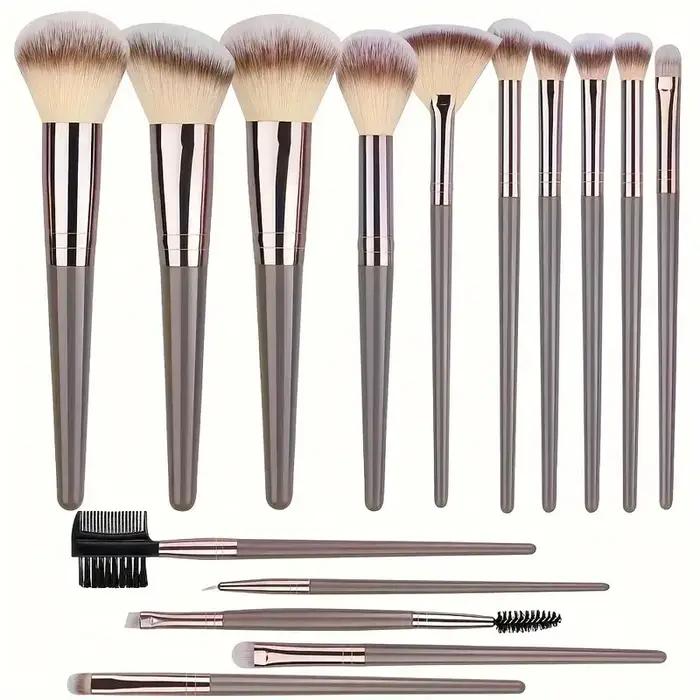 Ensemble de pinceaux de maquillage professionnels