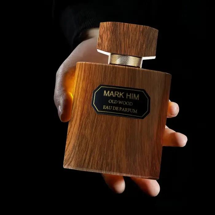 Parfum de marque Woody pour hommes