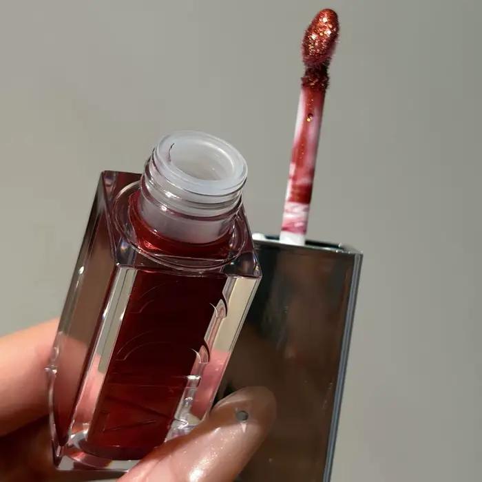 Gloss à lèvres scintillant pour femmes, hydratant, non collant, effet repulpant, brillant nacré, gloss hydratant pour des lèvres brillantes, rouge à lèvres qui rehausse la couleur